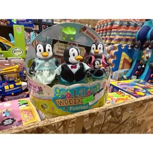 Lil Woodzey Penguin family